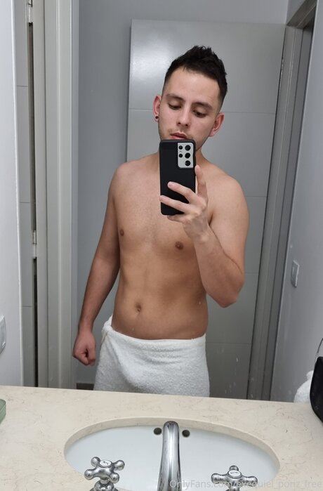 Exequiel Ponz Free pornstar adult images