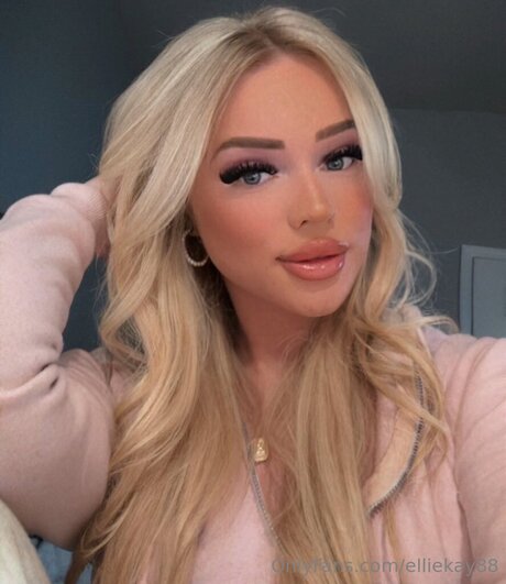 Xo Ellie star perfect photos