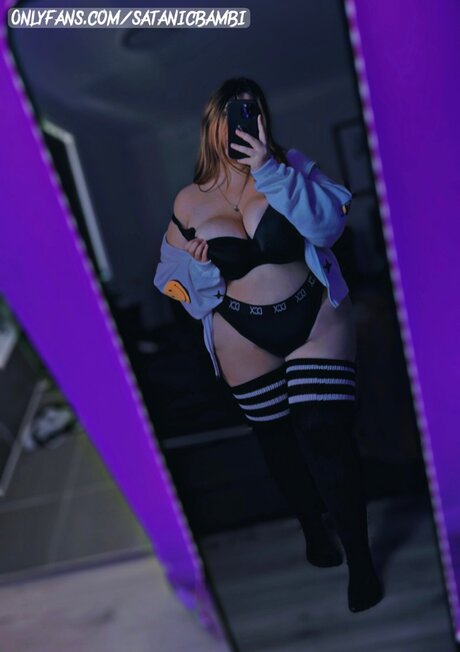 Satanicbambi Free naked star images