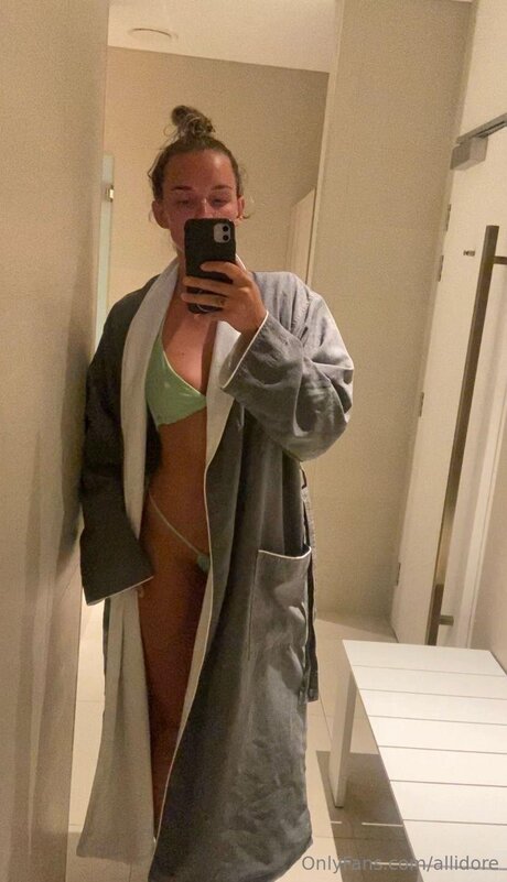 Allidore profile pic