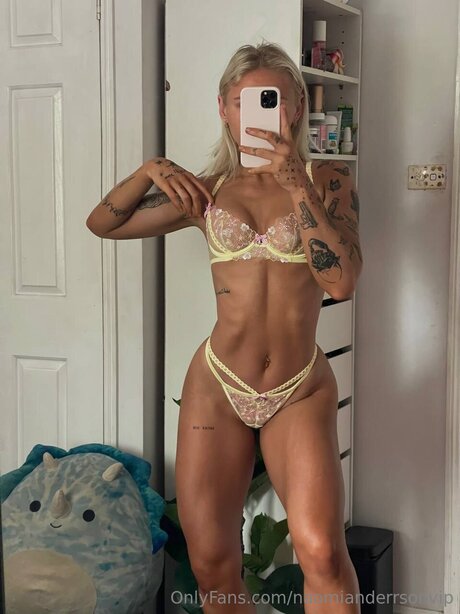 Naomianderrsonvip model art archive