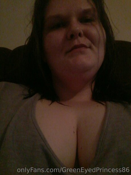 Greeneyedprincess86 star hot img