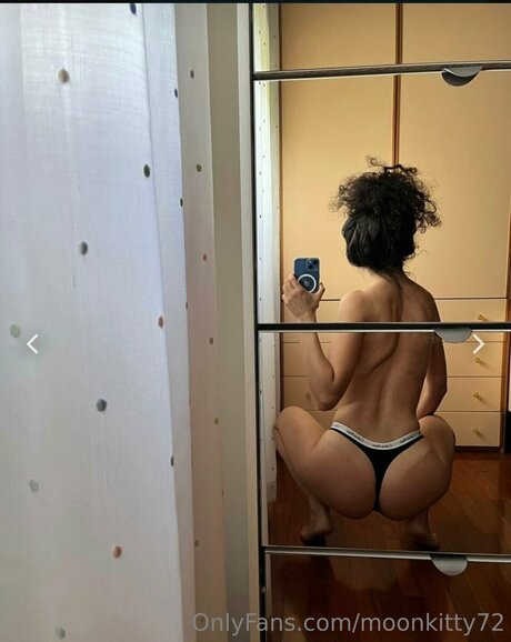 Moonkitty72 model gallery