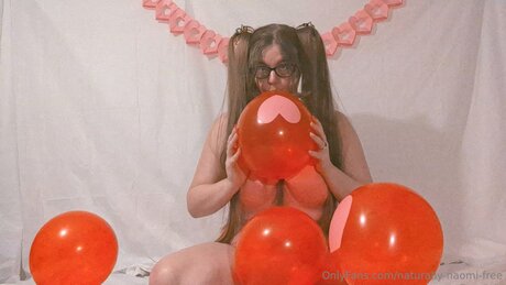 Naturally Naomi Free pornstar beautiful pic