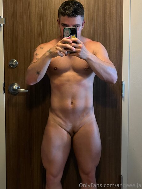 Angeeelja nudes star archive