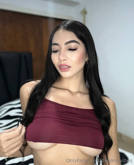 Debora Vibes naked actress gallery