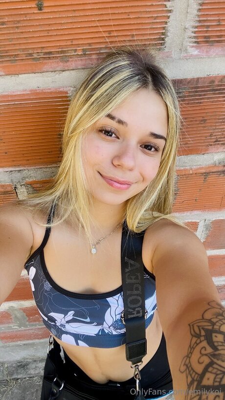 Emilykoi pornstar galleries