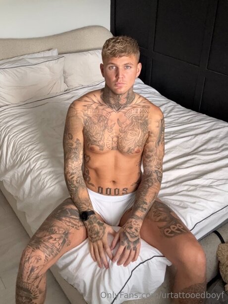Urtattooedboyf perfect model picture