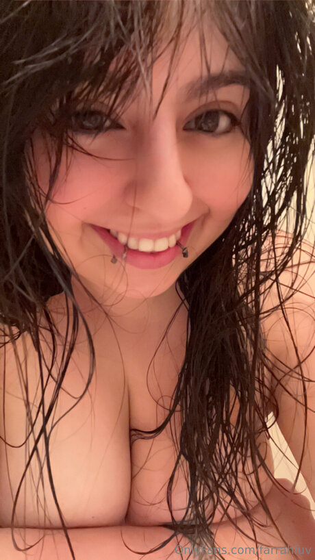 Farrahluv model exclusive photos