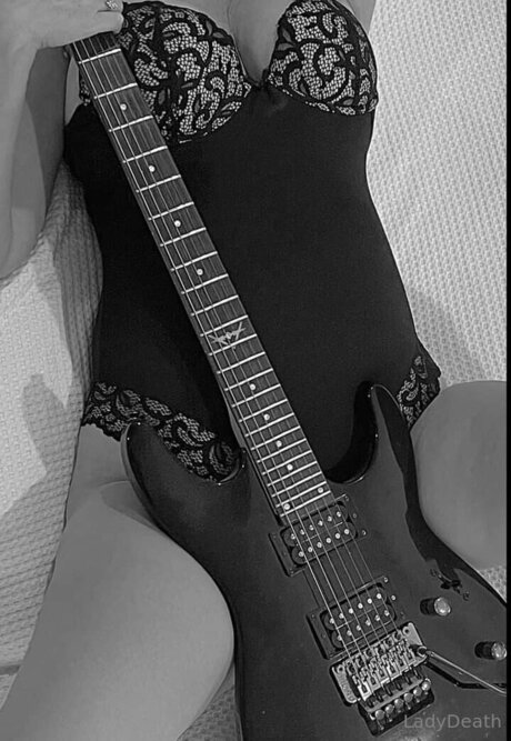 U137557190 high quality model image