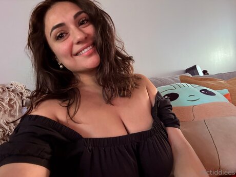 Mctiddiees art model photo