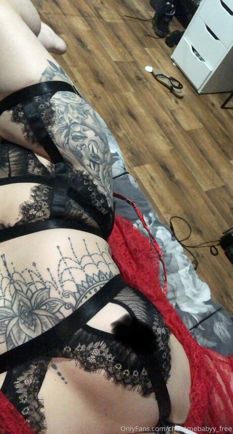 Chokemebabyy Free erotic star image