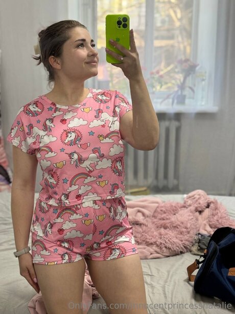 Innocentprincessnatalie sexy model photo