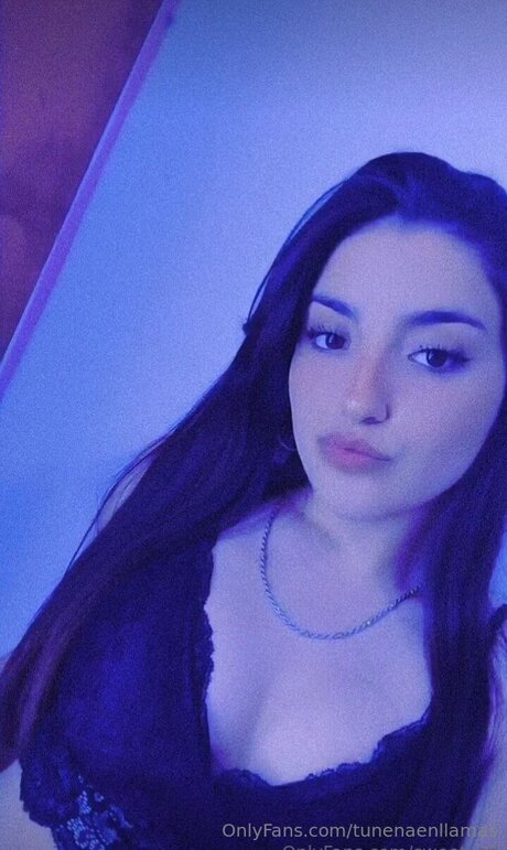 Tunenaenllamas hot pornstar gallery
