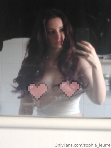 Sophia Leurre adult model image