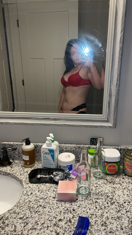 chubby black onlyfans free nude photos