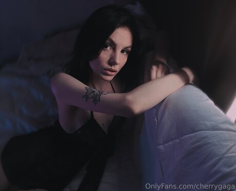 Cherrygaga model hd picture