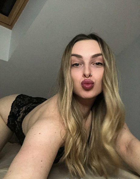 gloryhole wife onlyfans pornographic pictures