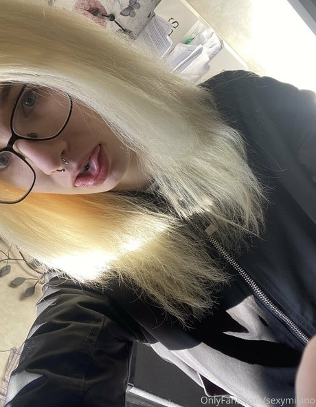 sexymilano perfect actress gallery