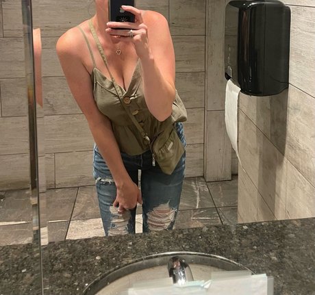 arab thick onlyfans hot images