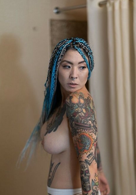 MaeLingBopp model beautiful images