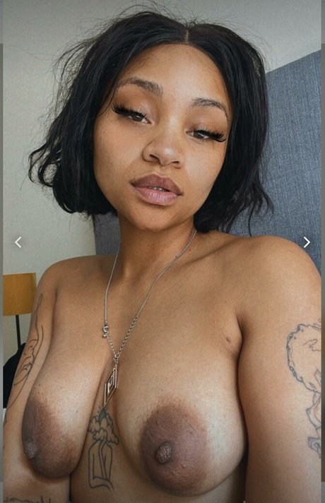 Arrie Cakes star adult galleries