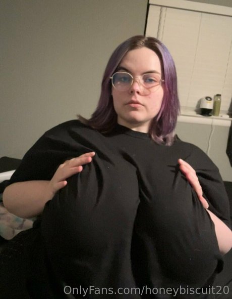 honeybiscuit20 xxx model pic