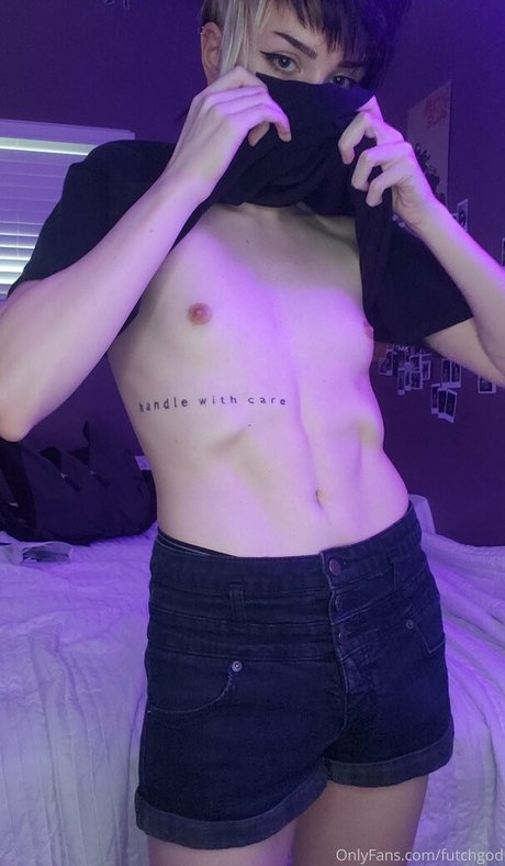 futchgod art model pic