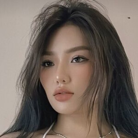 Nganguyeen model pornographic pictures