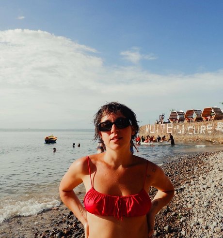 Valentina Bandeira star exclusive galleries