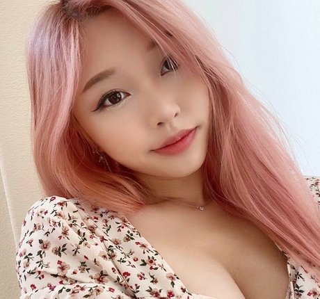 real onlyfans pornographic image