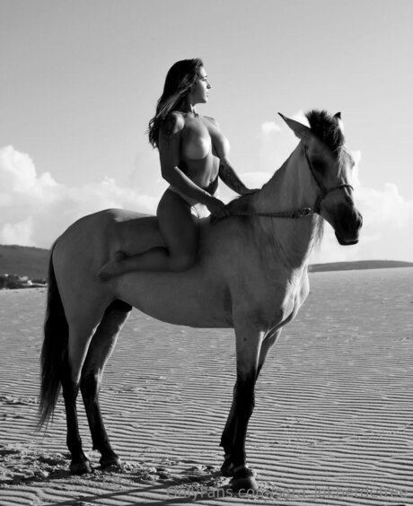 Sara Jokberdefree model exclusive galleries