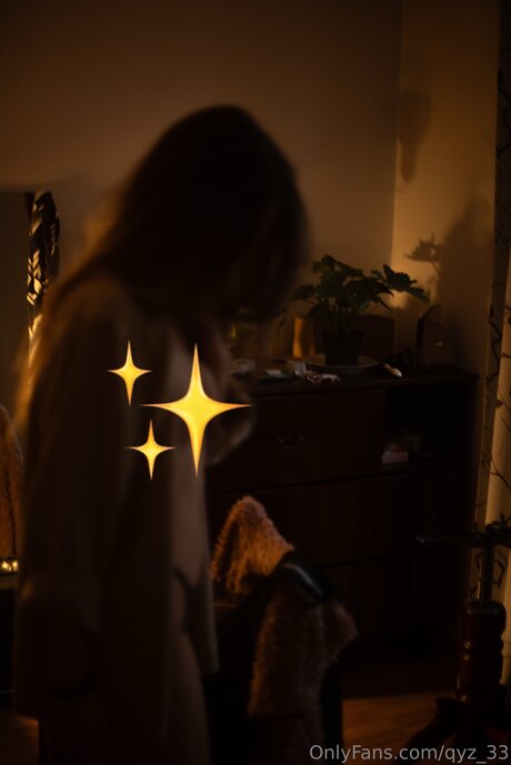 Qyz 33 pornstar nude images