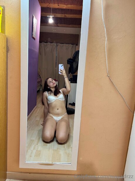 Mayadrzz star beautiful img