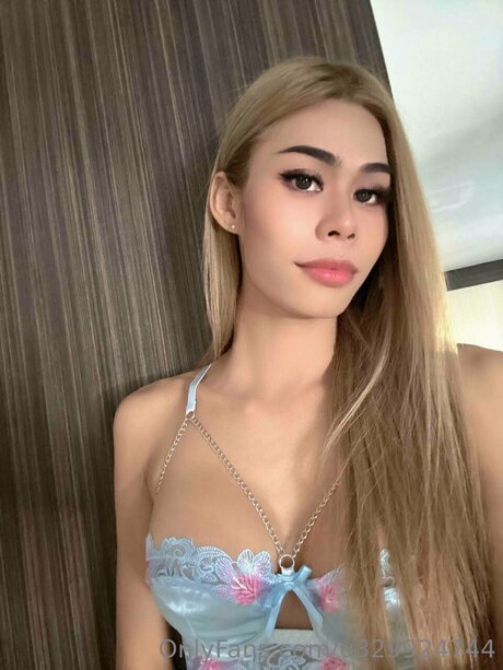 Starlitsylvia hot star picture