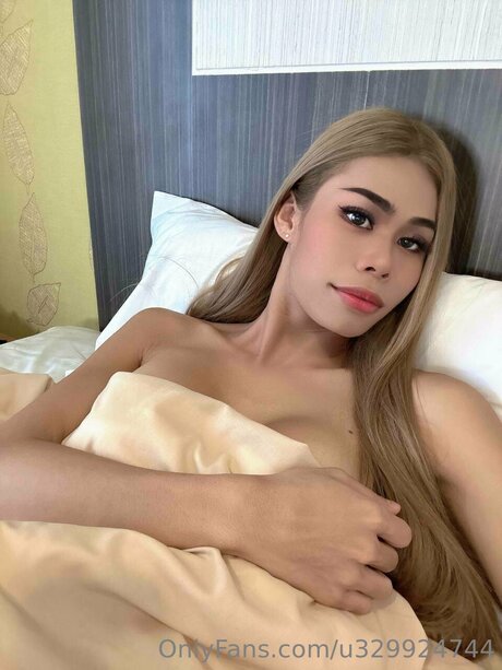 Starlitsylvia pornographic model photos