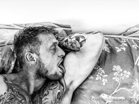 Joeyflex69 pornstar free photos
