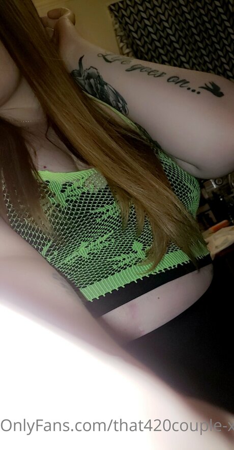 The420couple Xo star top picture