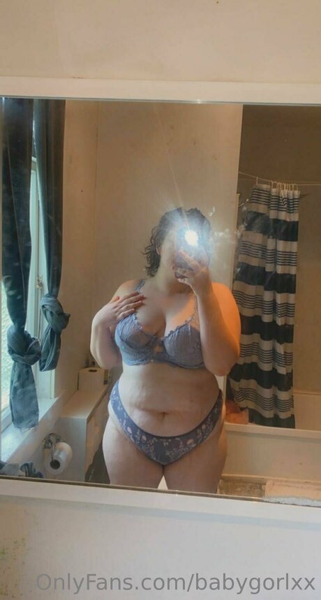 Babygorlxx star beautiful picture