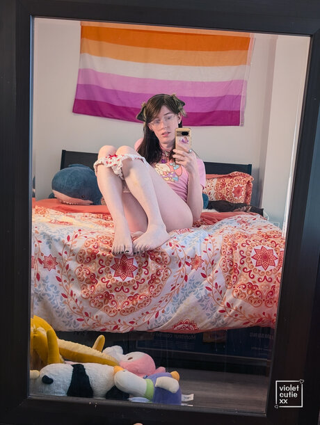 Violetcutie pornstar nude pics