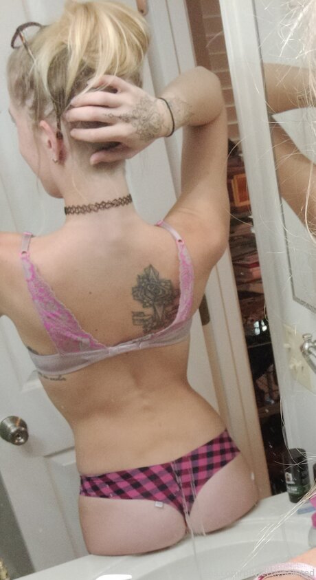 Perfectlypointed star exclusive picture