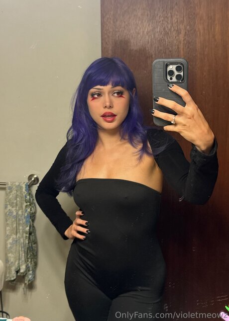 Violetmeowz free model img