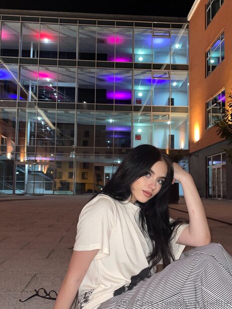 Alena Swiitie adult model pictures