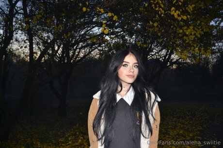 Alena Swiitie star top image