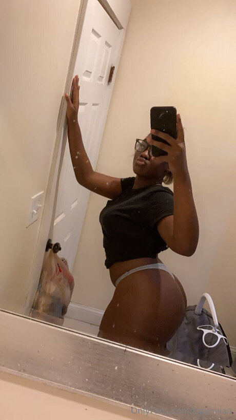 Ispyniyaa star xxx image