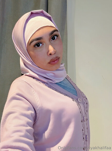 Riyakhalifaa nudes star galleries