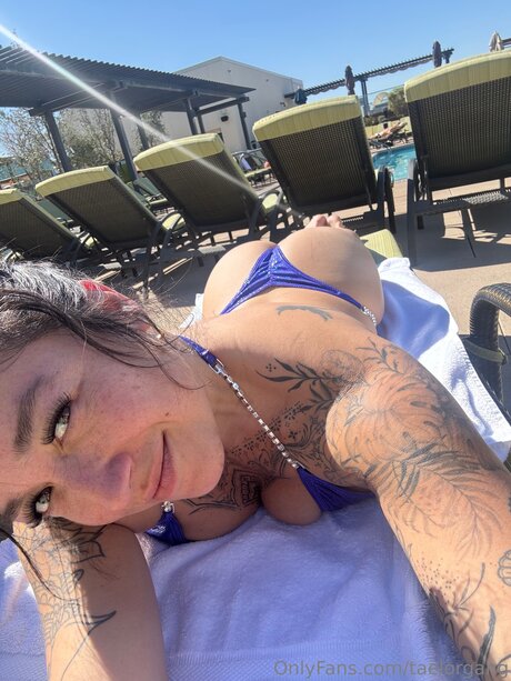 Taelorgang hot star pics