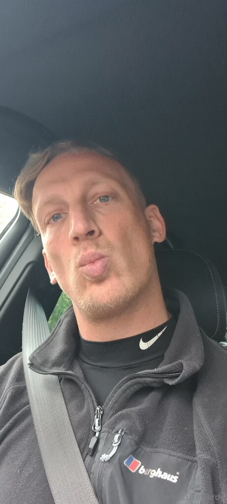 Lukehardy pornstar nude images