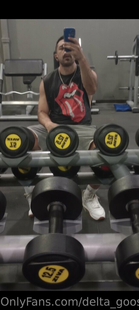 Delta Goose nudes model images