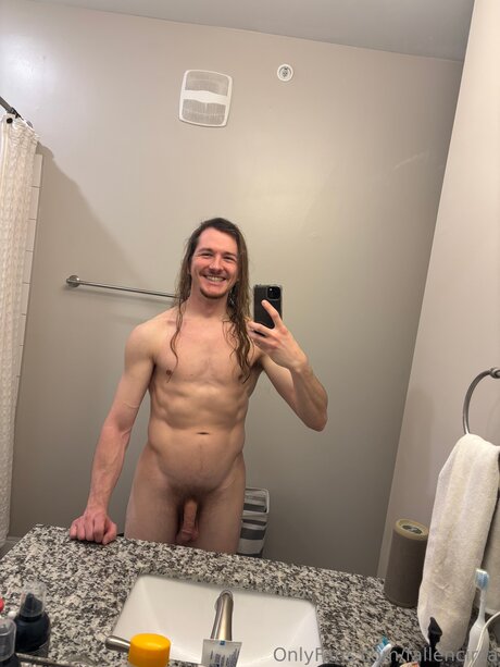 Fallencirca nudes model galleries